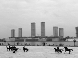 鄂尔多斯探秘，城市魅力与风采展示